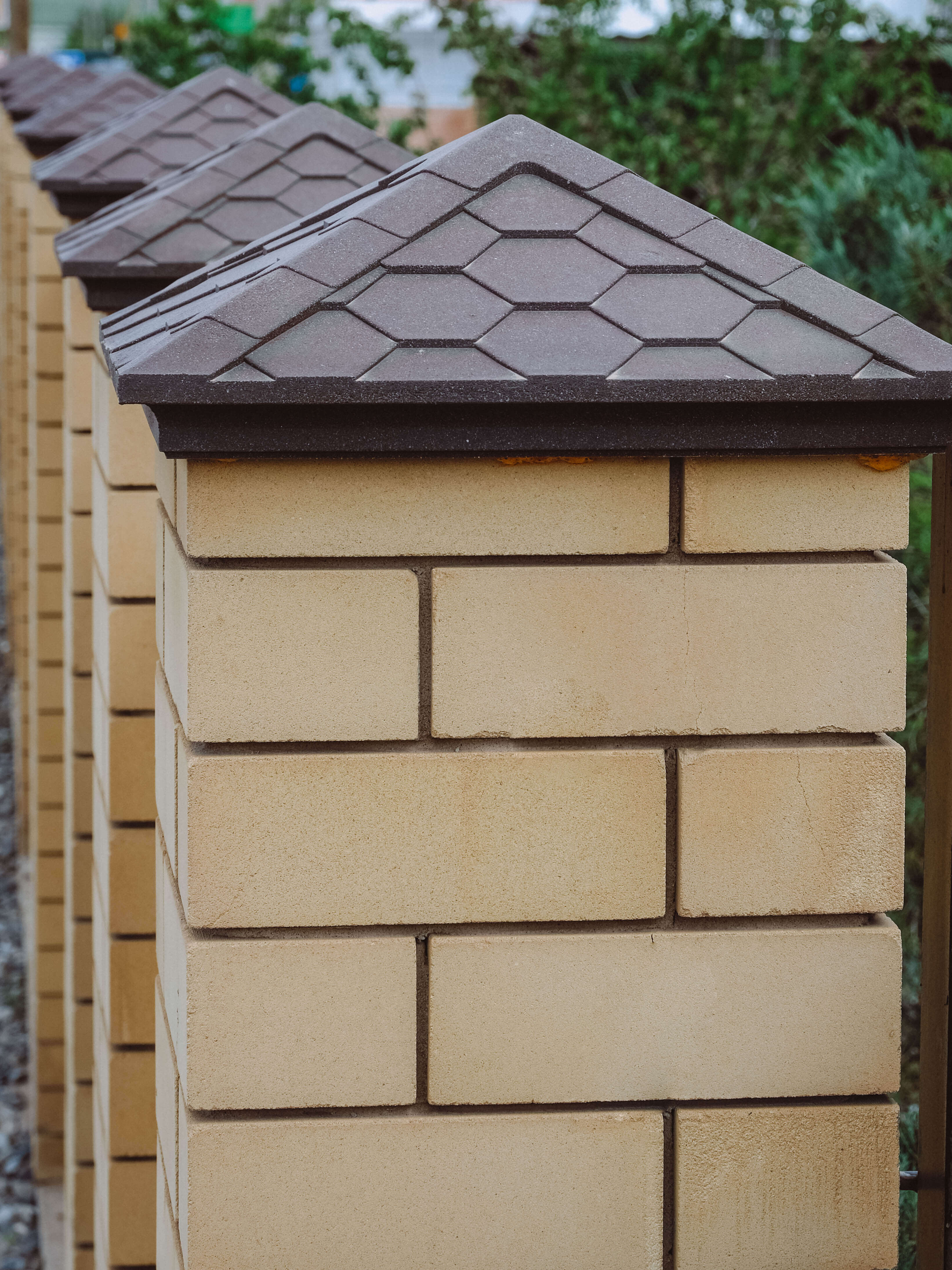 Колпак Zking Эверест Коричневый на столб 1.5х1.5 кирпича (390х390мм) в Гатчине фото